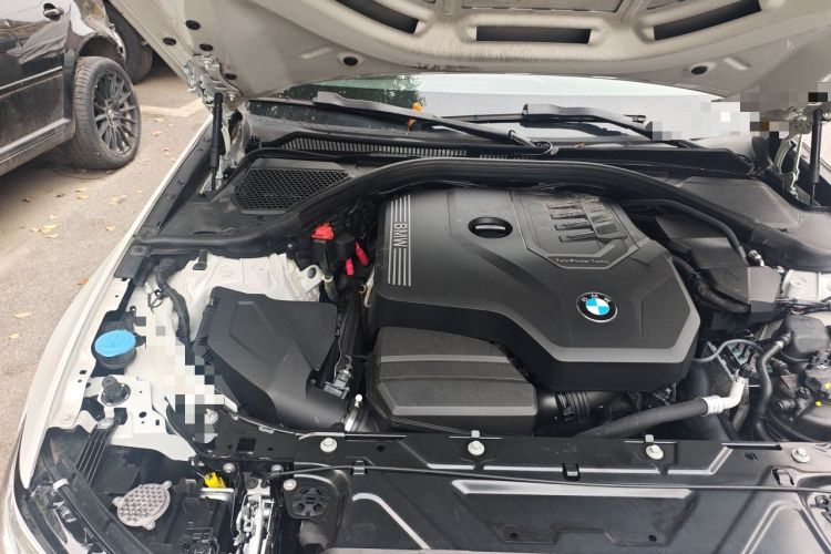 Used BMW 3 Series 2020 320i Sport Package Engine Bay Right