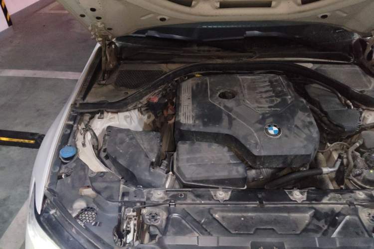 Used BMW 3 Series 2020 325Li First Edition Engine Bay Right