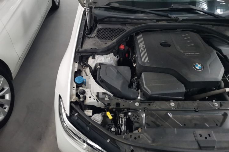Used BMW 3 Series 2020 320i Sport Package Engine Bay Right