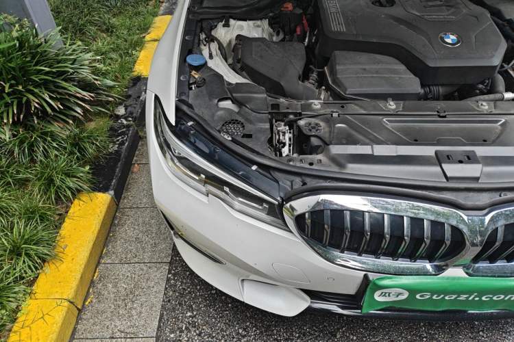 Used BMW 3 Series 2020 325Li First Edition Engine Bay Right