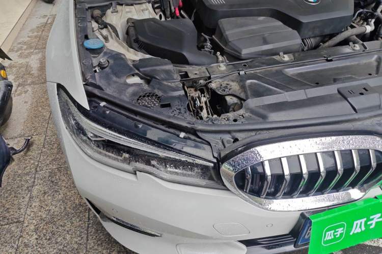 Used BMW 3 Series 2020 325Li First Edition Engine Bay Right