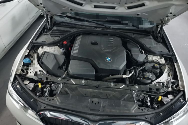 Used BMW 3 Series 2020 320i Sport Package Engine Bay