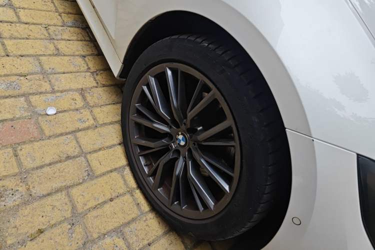 Used BMW 3 Series 2020 Facelifted 325Li M Sport Night Edition Package Exterior 1