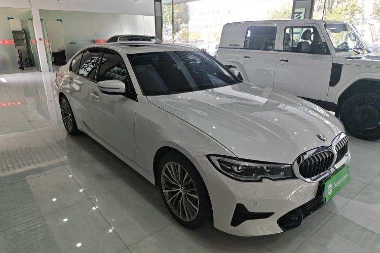 Used BMW 3 Series 2020 320i Sport Package Exterior 1