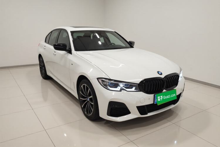 Used BMW 3 Series 2020 Restyled 325i M Sport Night Edition Package Exterior 2