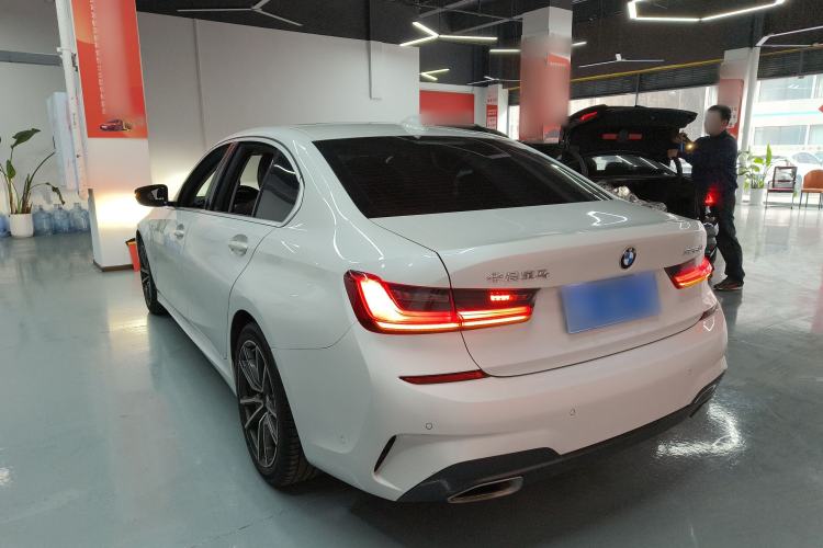 Used BMW 3 Series 2020 Restyled 325Li M Sport Package Exterior 2