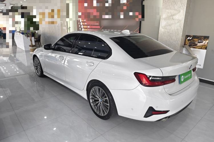 Used BMW 3 Series 2020 320i Sport Package Exterior 2
