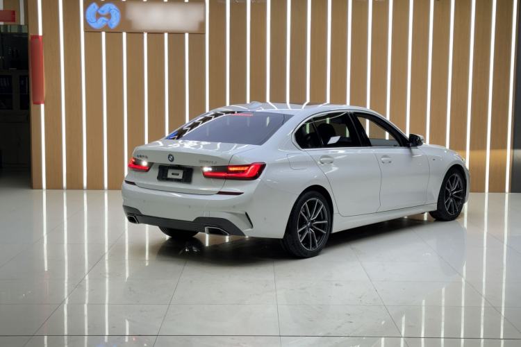 Used BMW 3 Series 2020 Restyled 325Li M Sport Package Exterior 2