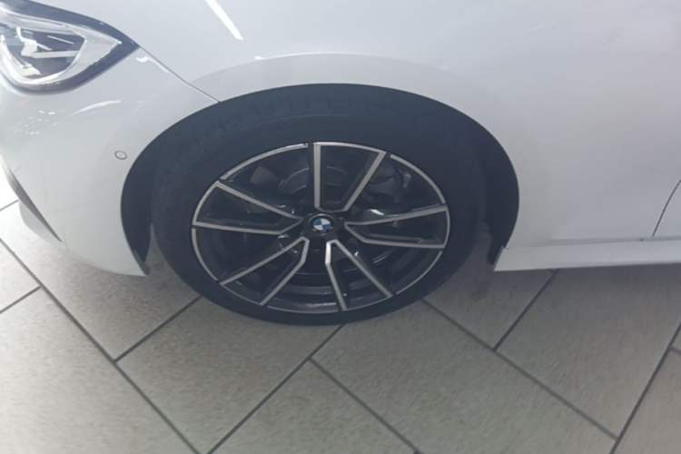 Used BMW 3 Series 2020 Restyled 325Li M Sport Package Exterior 2