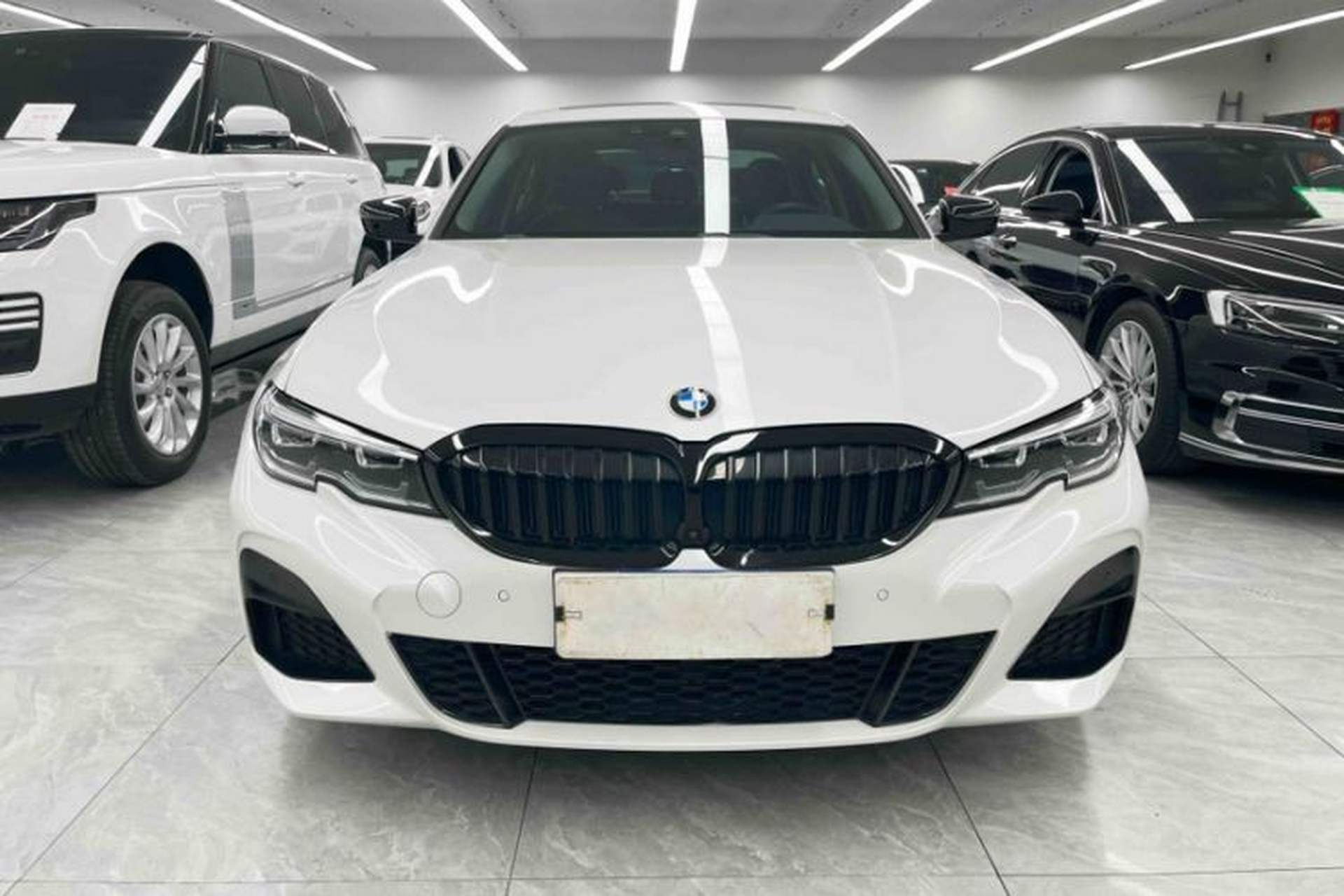 Used BMW 3 Series 2020 Restyled 325i M Sport Night Edition Package Exterior 2