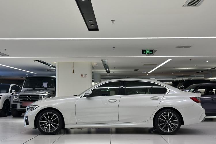 Used BMW 3 Series 2020 320Li M Sport Package Exterior 3