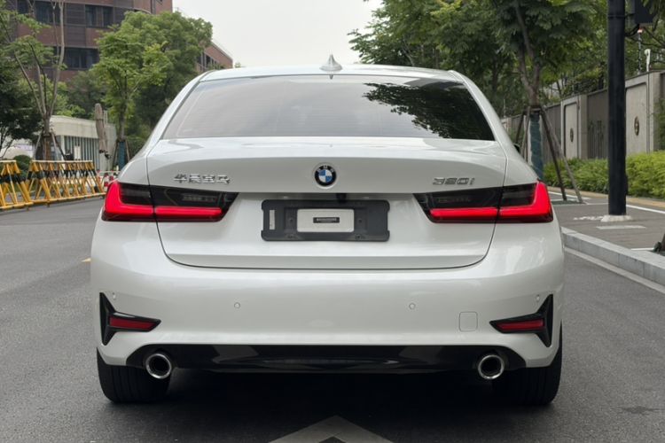 Used BMW 3 Series 2020 320i Sport Package Exterior 3