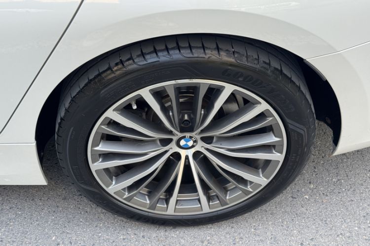 Used BMW 3 Series 2020 325Li First Edition Exterior 3