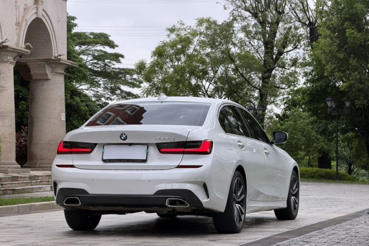 Used BMW 3 Series 2020 Restyled 325Li M Sport Package Exterior 3