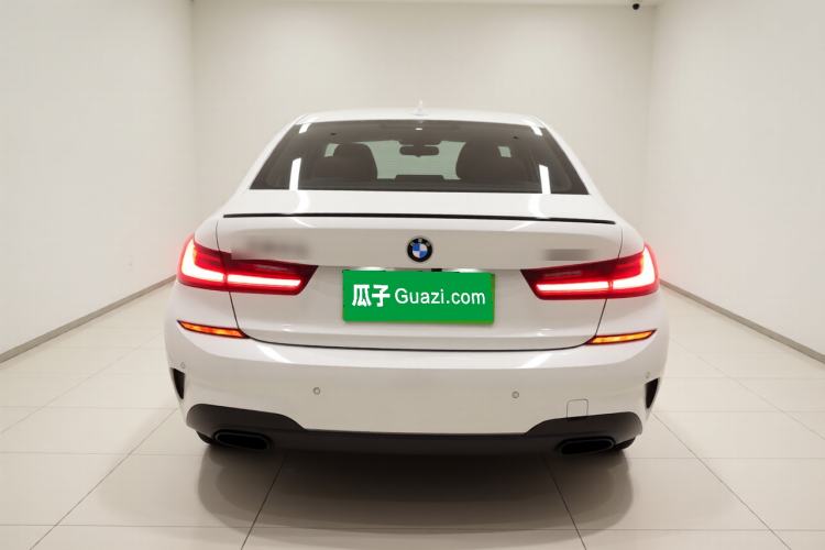 Used BMW 3 Series 2020 Restyled 325i M Sport Night Edition Package Exterior 4