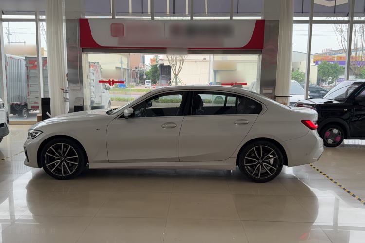 Used BMW 3 Series 2020 320Li M Sport Package Exterior 4