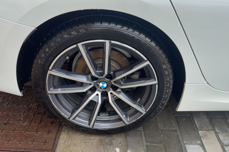 Used BMW 3 Series 2020 320Li M Sport Package Exterior 4