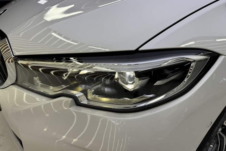 Used BMW 3 Series 2020 Restyled 325Li M Sport Package Exterior 4