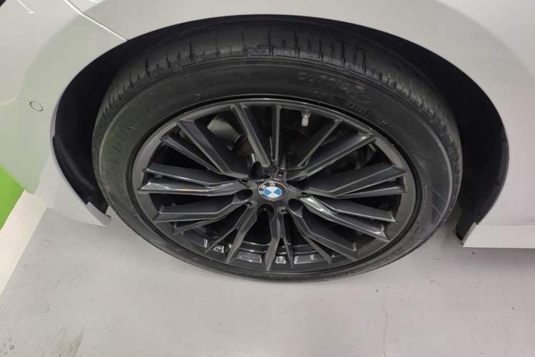 Used BMW 3 Series 2020 Facelifted 325Li M Sport Night Edition Package Exterior 4