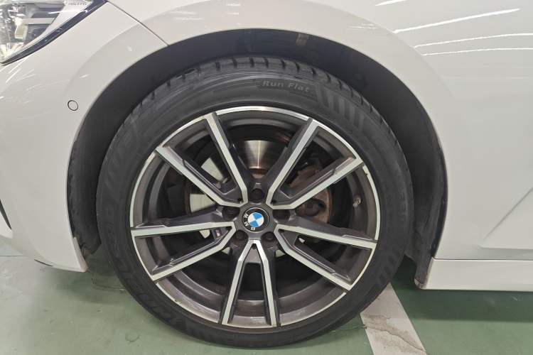 Used BMW 3 Series 2020 325Li M Sport Package Exterior 4