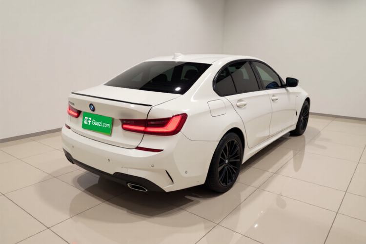 Used BMW 3 Series 2020 Restyled 325i M Sport Night Edition Package Exterior 5
