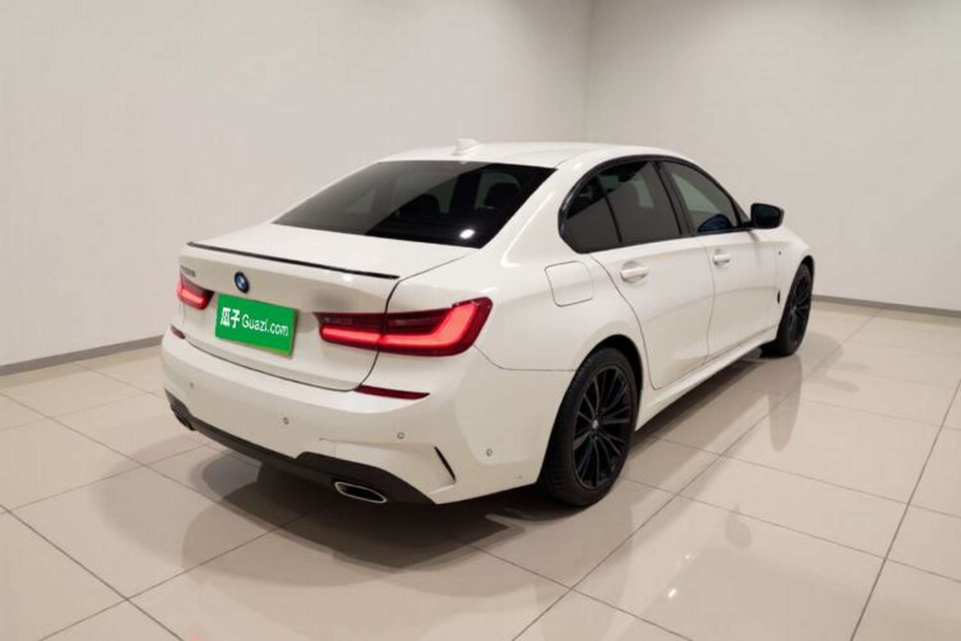 Used BMW 3 Series 2020 Restyled 325i M Sport Night Edition Package Exterior 5