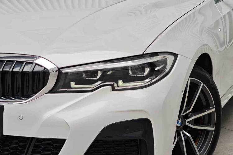 Used BMW 3 Series 2020 Restyled 325Li M Sport Package Exterior 5