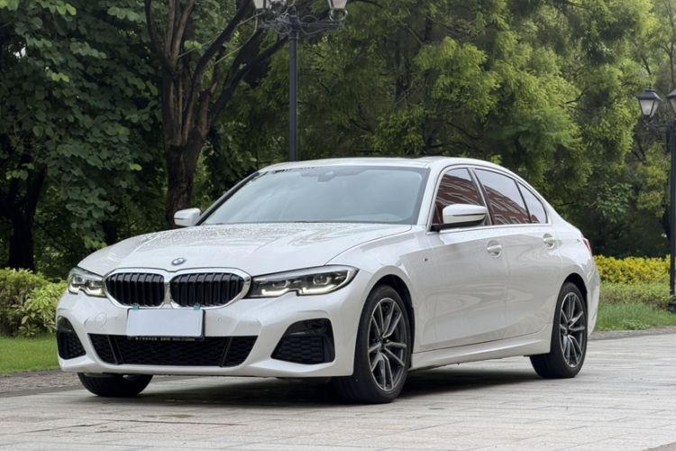 Used BMW 3 Series 2020 Restyled 325Li M Sport Package Exterior 5