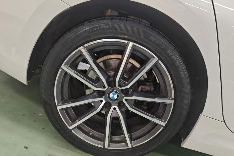 Used BMW 3 Series 2020 325Li M Sport Package Exterior 5
