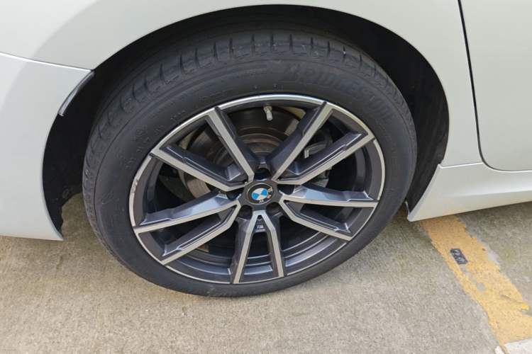 Used BMW 3 Series 2020 Restyled 325Li M Sport Package Exterior 5