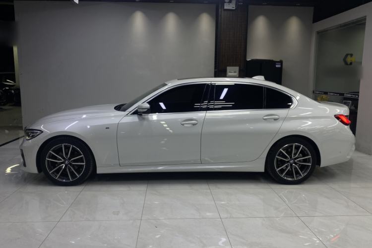 Used BMW 3 Series 2020 320Li M Sport Package Exterior 5