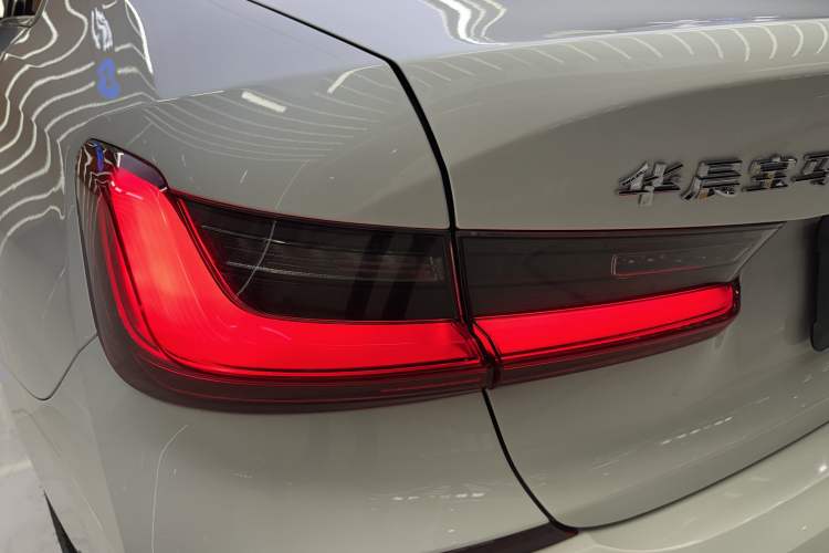 Used BMW 3 Series 2020 Restyled 325Li M Sport Package Exterior 6