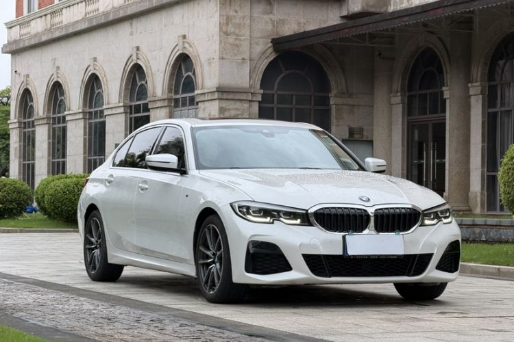 Used BMW 3 Series 2020 Restyled 325Li M Sport Package Exterior 6