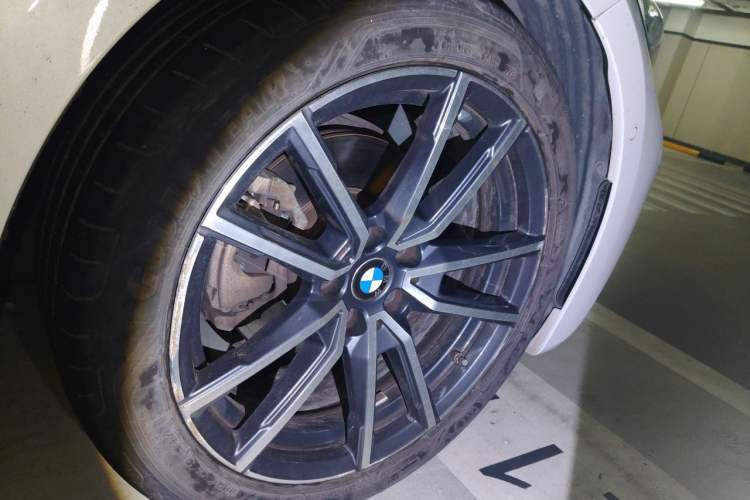 Used BMW 3 Series 2020 Restyled 325Li M Sport Package Exterior 7