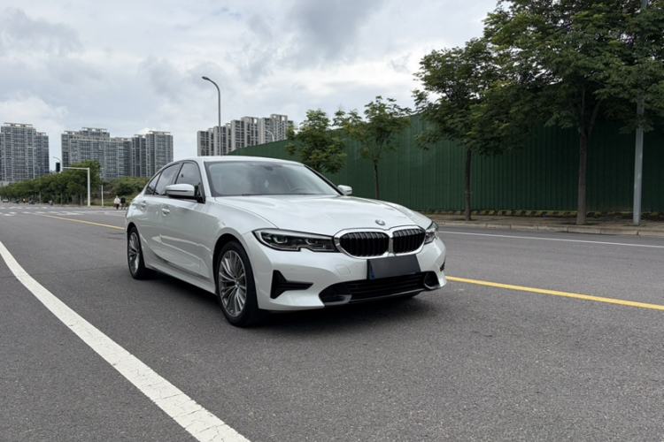 Used BMW 3 Series 2020 320i Sport Package Exterior 7