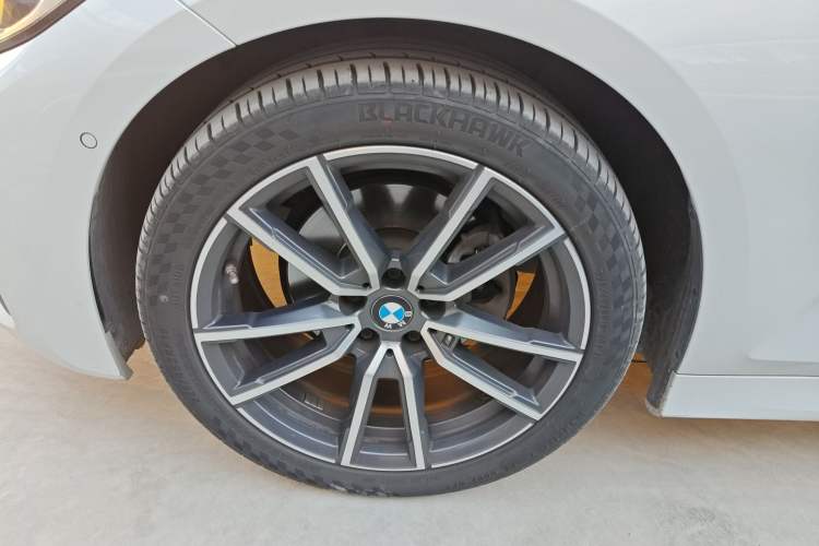 Used BMW 3 Series 2020 Restyled 325Li M Sport Package Exterior 7