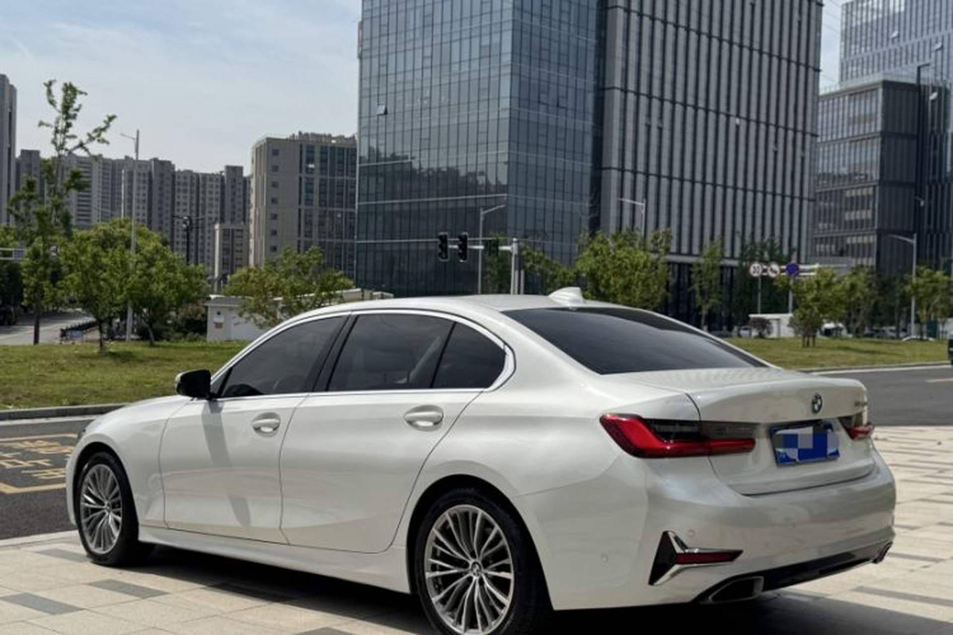 Used BMW 3 Series 2020 325Li First Edition Exterior 7
