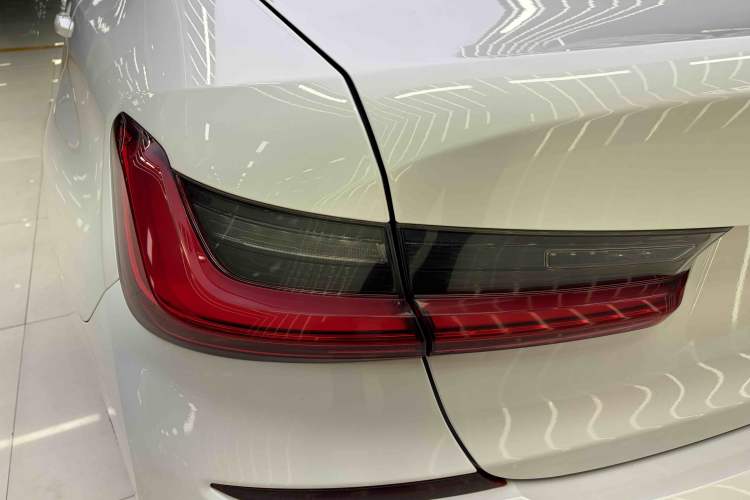 Used BMW 3 Series 2020 Restyled 325Li M Sport Package Exterior 8