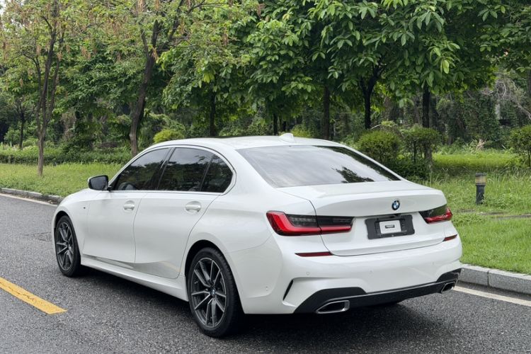 Used BMW 3 Series 2020 Restyled 325Li M Sport Package Exterior 9