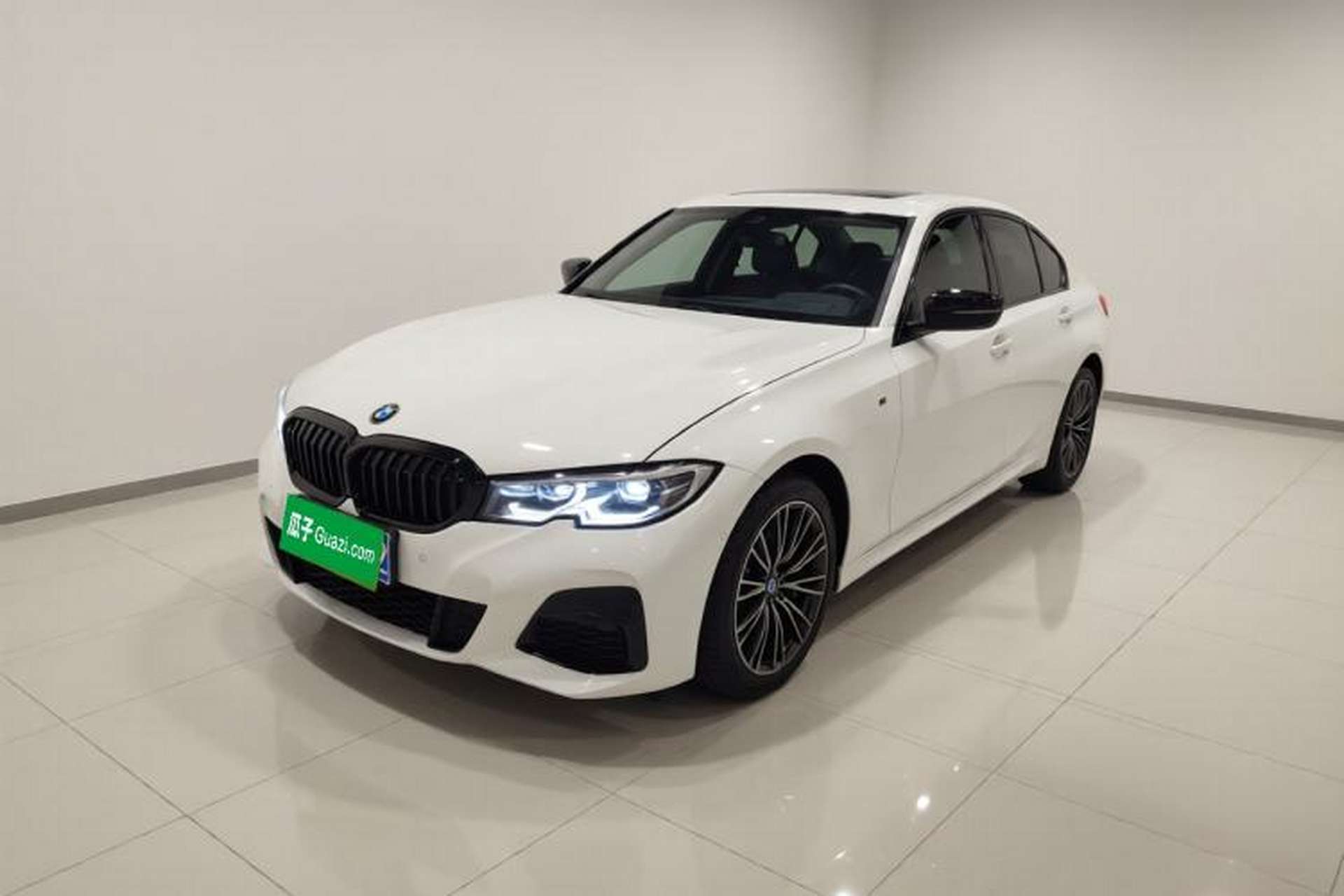 Used BMW 3 Series 2020 Restyled 325i M Sport Night Edition Package Front Left 45 Deg
