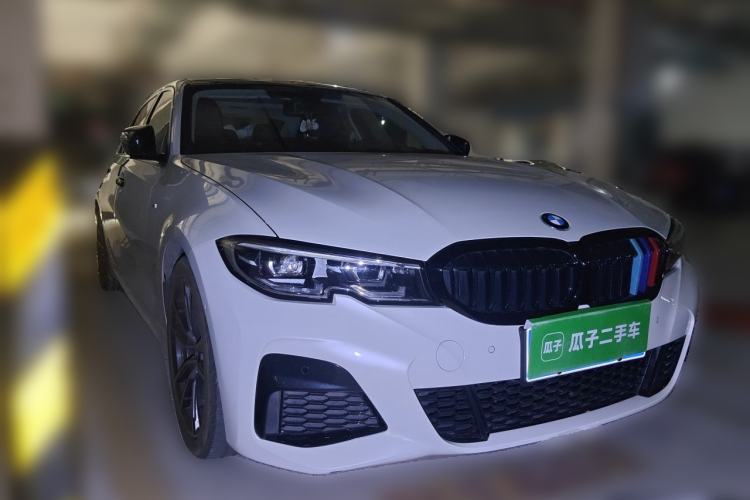 Used BMW 3 Series 2020 320Li M Sport Package Front Right 45 Deg