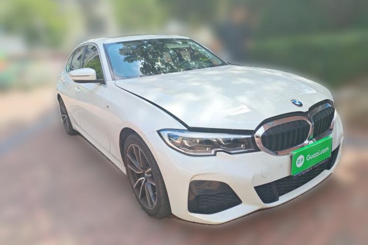 Used BMW 3 Series 2020 Facelifted 325i M Sport Package Front Right 45 Deg