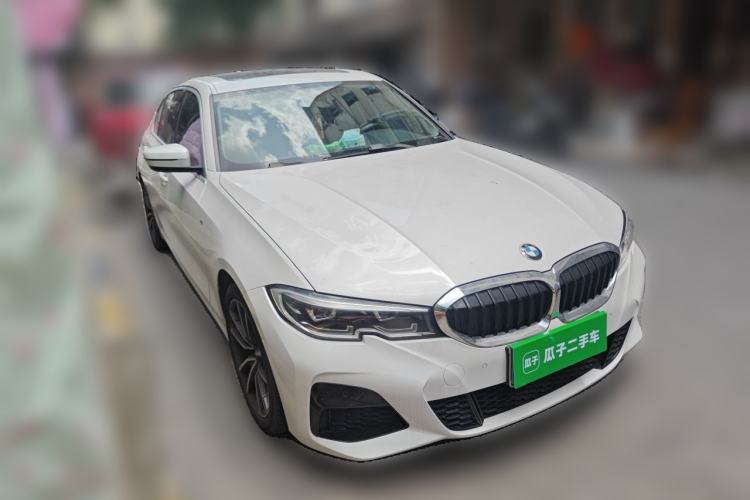 Used BMW 3 Series 2020 325Li M Sport Package Front Right 45 Deg