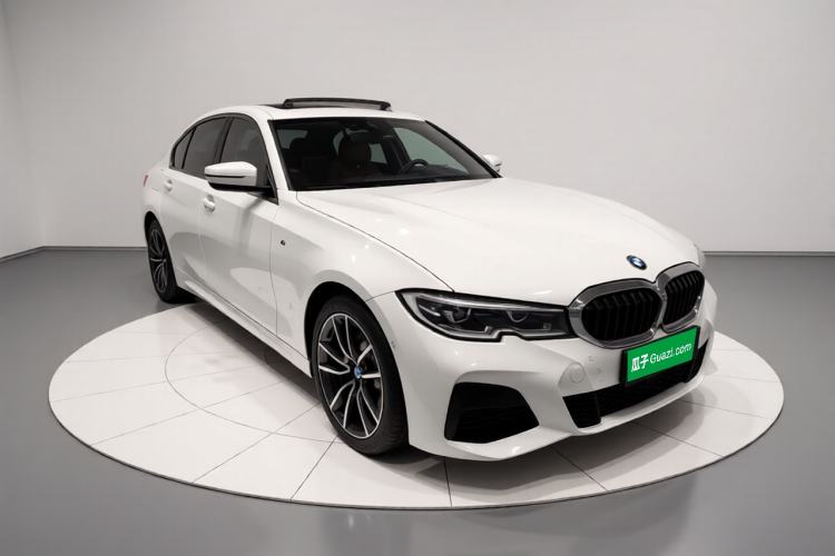 Used BMW 3 Series 2020 325Li M Sport Package Front Right 45 Deg