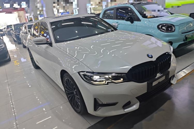 Used BMW 3 Series 2020 325Li First Edition Front Right 45 Deg