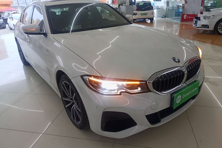 Used BMW 3 Series 2020 325Li M Sport Package Front Right 45 Deg