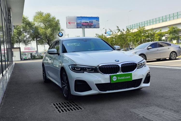 Used BMW 3 Series 2020 Restyled 325Li M Sport Package Front Right 45 Deg