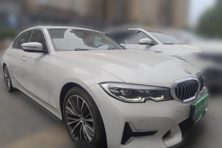 Used BMW 3 Series 2020 325Li First Edition Front Right 45 Deg