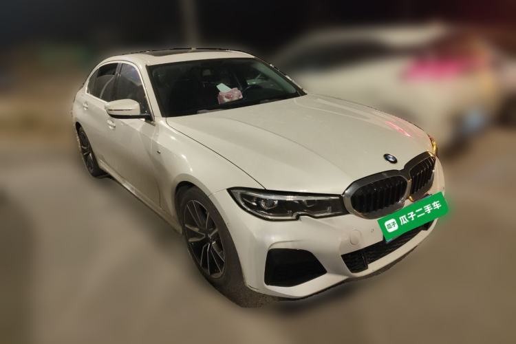 Used BMW 3 Series 2020 320Li M Sport Package Front Right 45 Deg