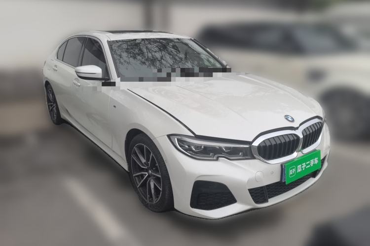 Used BMW 3 Series 2020 320Li M Sport Package Front Right 45 Deg